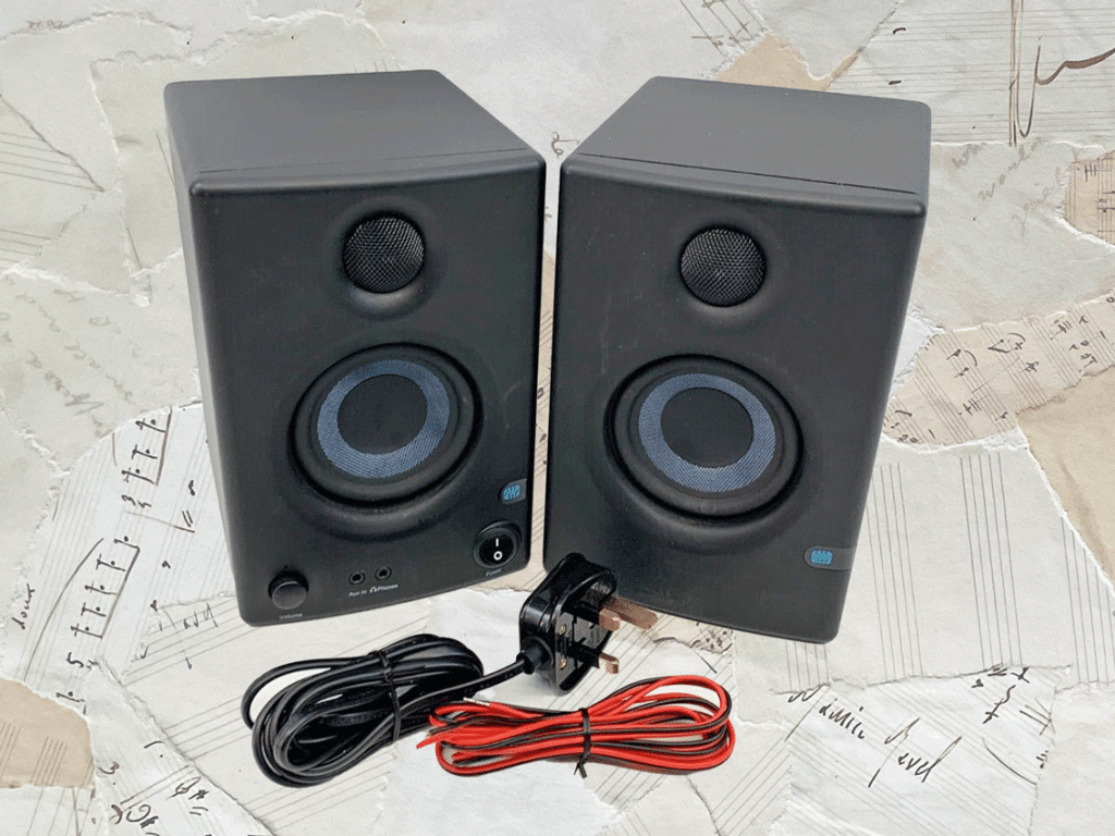 The Eris E3.5 monitor speakers are well designed