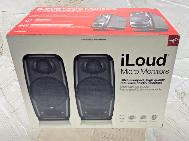 Review of the outer packaging of the iLoud Micro monitors