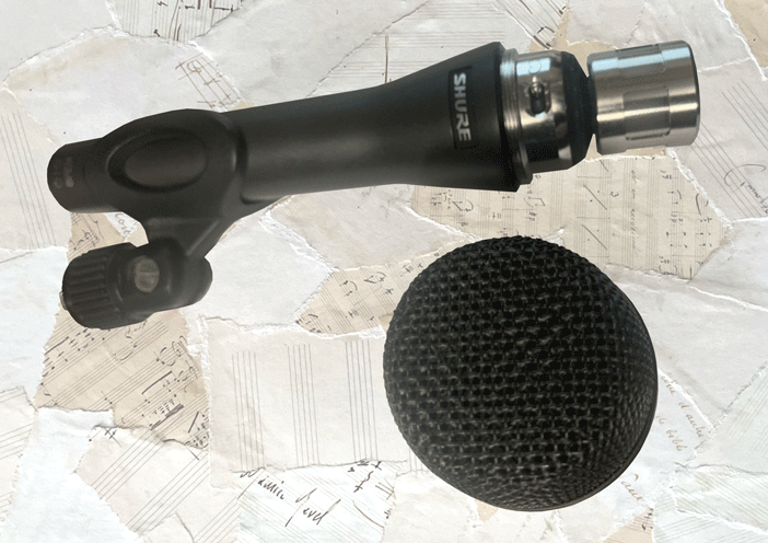 Shure KSM9 with grille cover removed