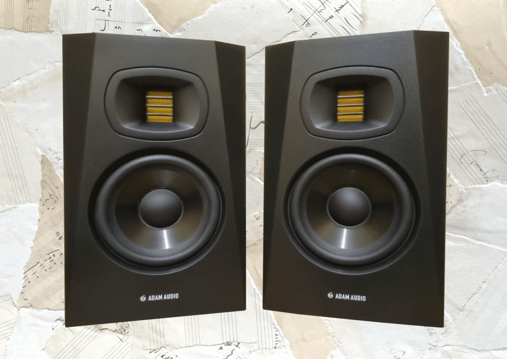 Adam Audio T5V - stylish monitors with quality sound